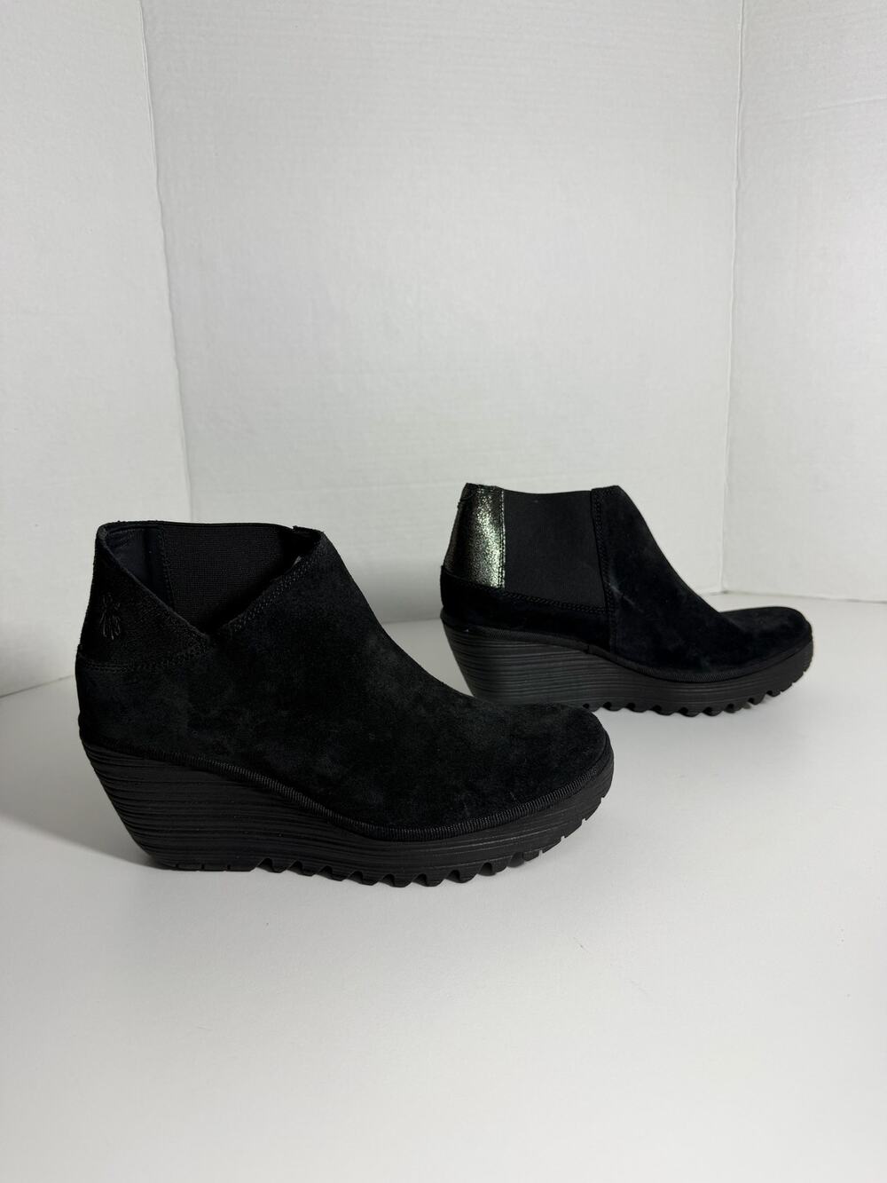 FLY LONDON Black/Pewter Suede Booties Wedge Womens Size 38